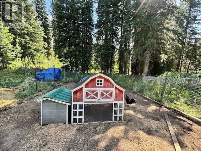 8541 Little Fort 24 Highway, Bridge Lake, BC, V0K 1X3 - 10