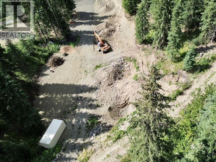 8541 Little Fort 24 Highway, Bridge Lake, BC, V0K 1X3 - 18