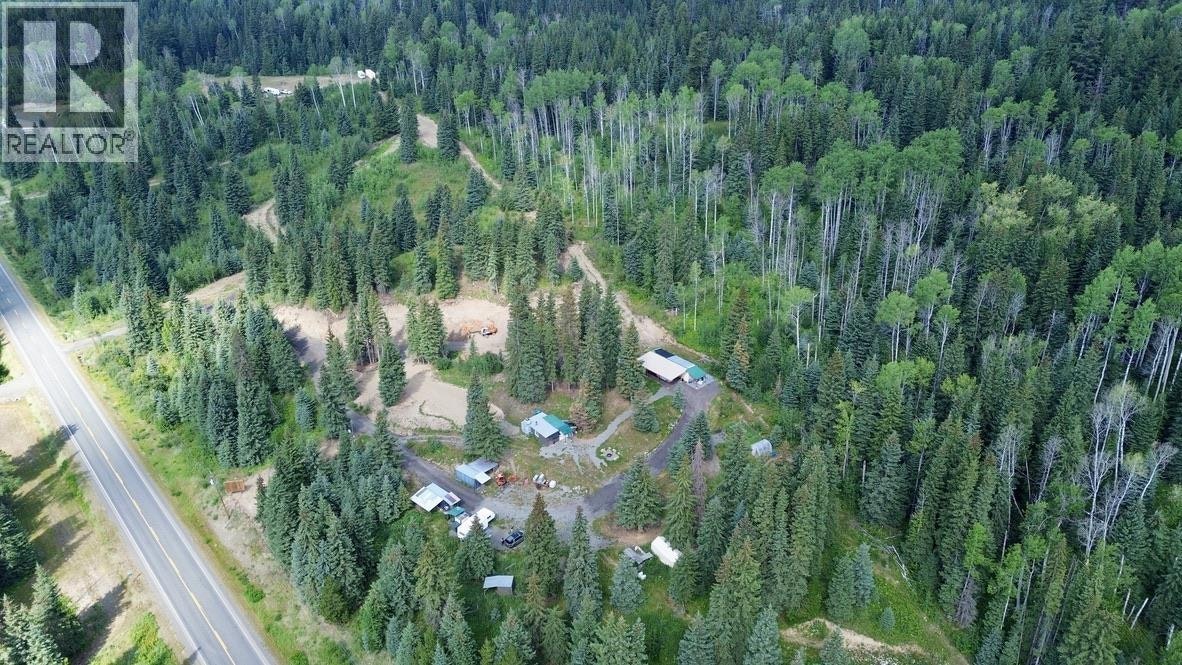 8541 Little Fort 24 Highway, Bridge Lake, BC, V0K 1X3 - 16