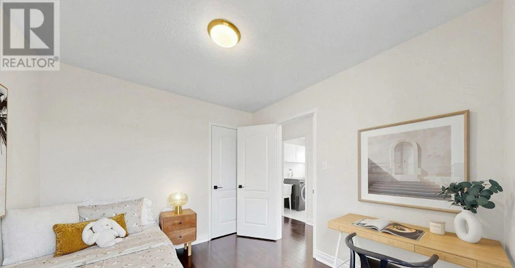 50 Shenandoah Drive, Whitby, ON, L1P 1T3 - 34
