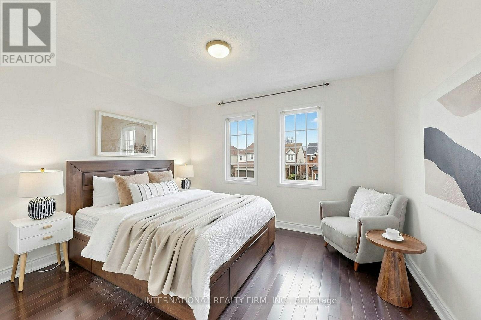 50 Shenandoah Drive, Whitby, ON, L1P 1T3 - 32