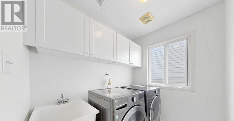 50 Shenandoah Drive, Whitby, ON, L1P 1T3 - 37