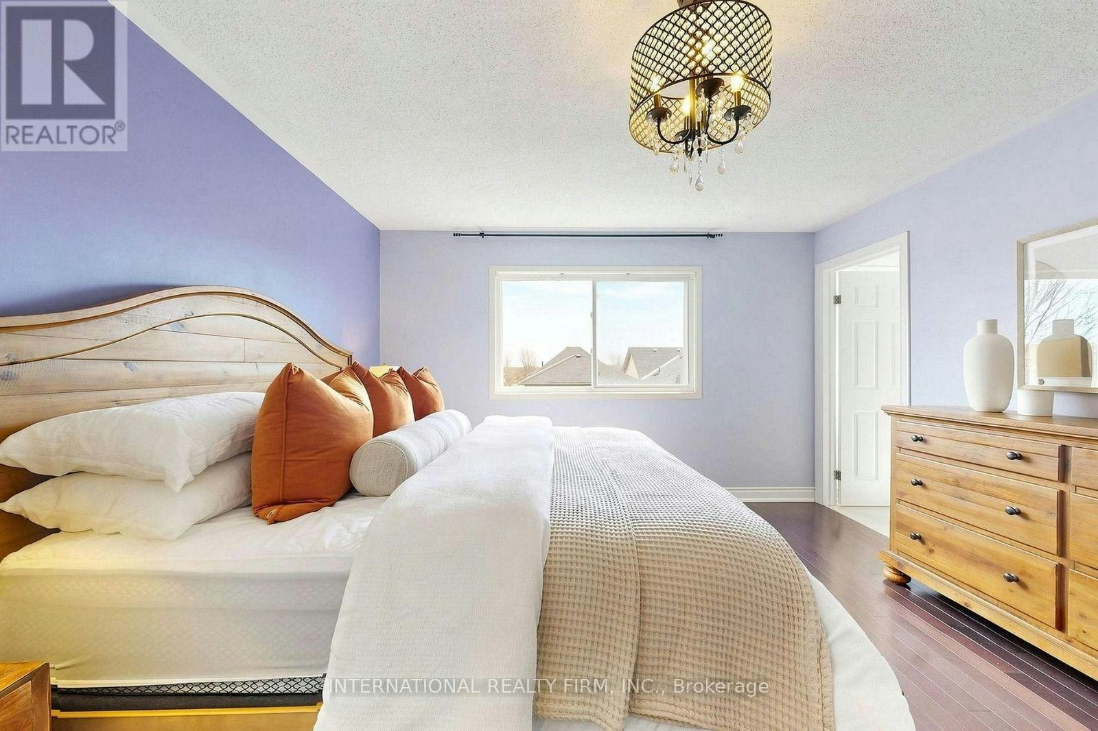 50 Shenandoah Drive, Whitby, ON, L1P 1T3 - 30