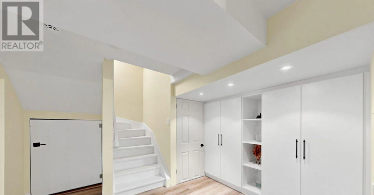 50 Shenandoah Drive, Whitby, ON, L1P 1T3 - 38