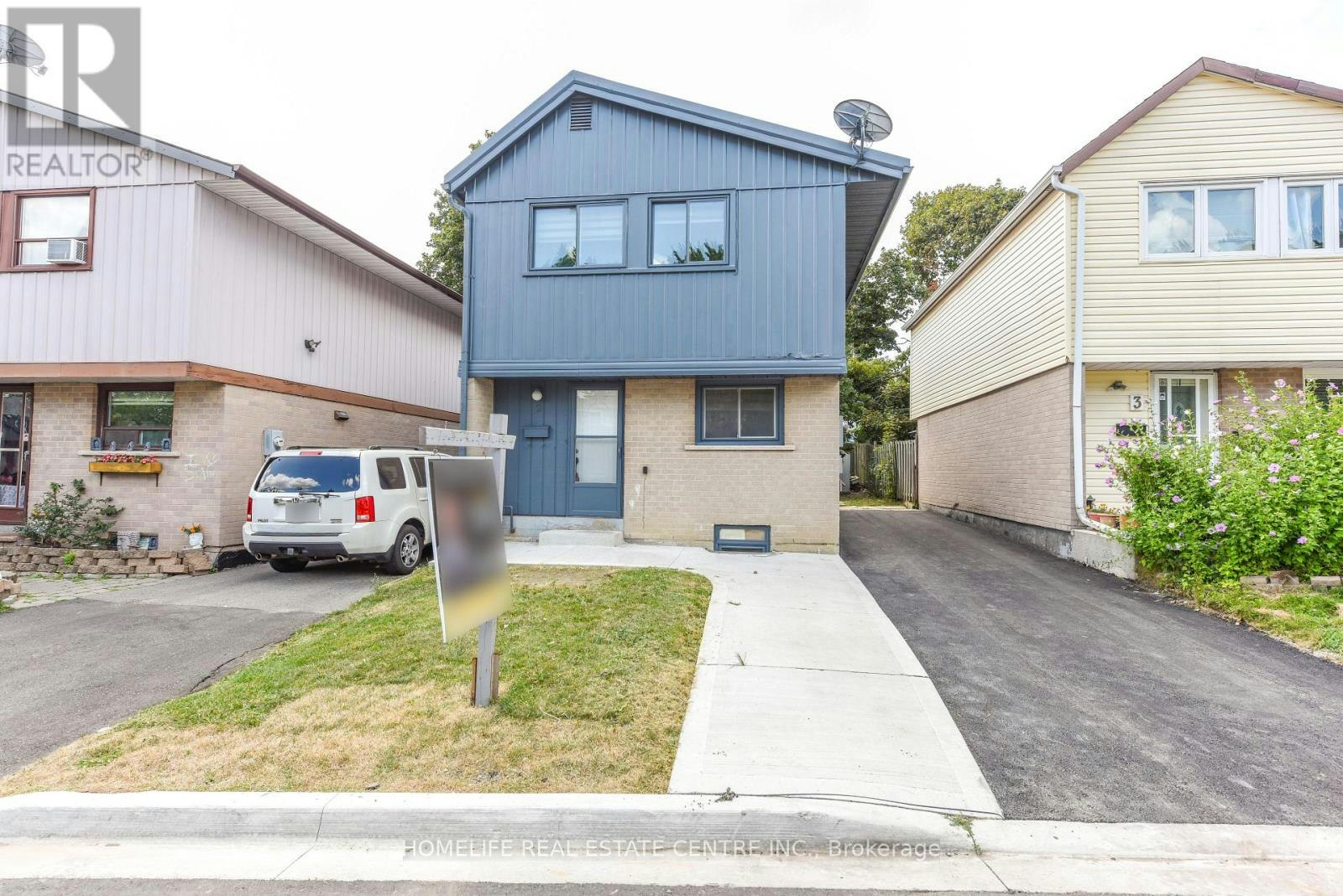 2 Hilda Court, Brampton, ON, L6S 2C1