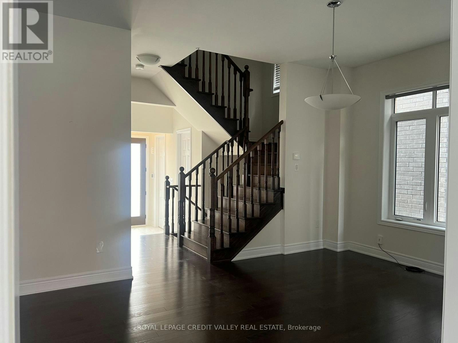 45 Kessler Drive, Brampton, ON, L6R 4E7 - 6