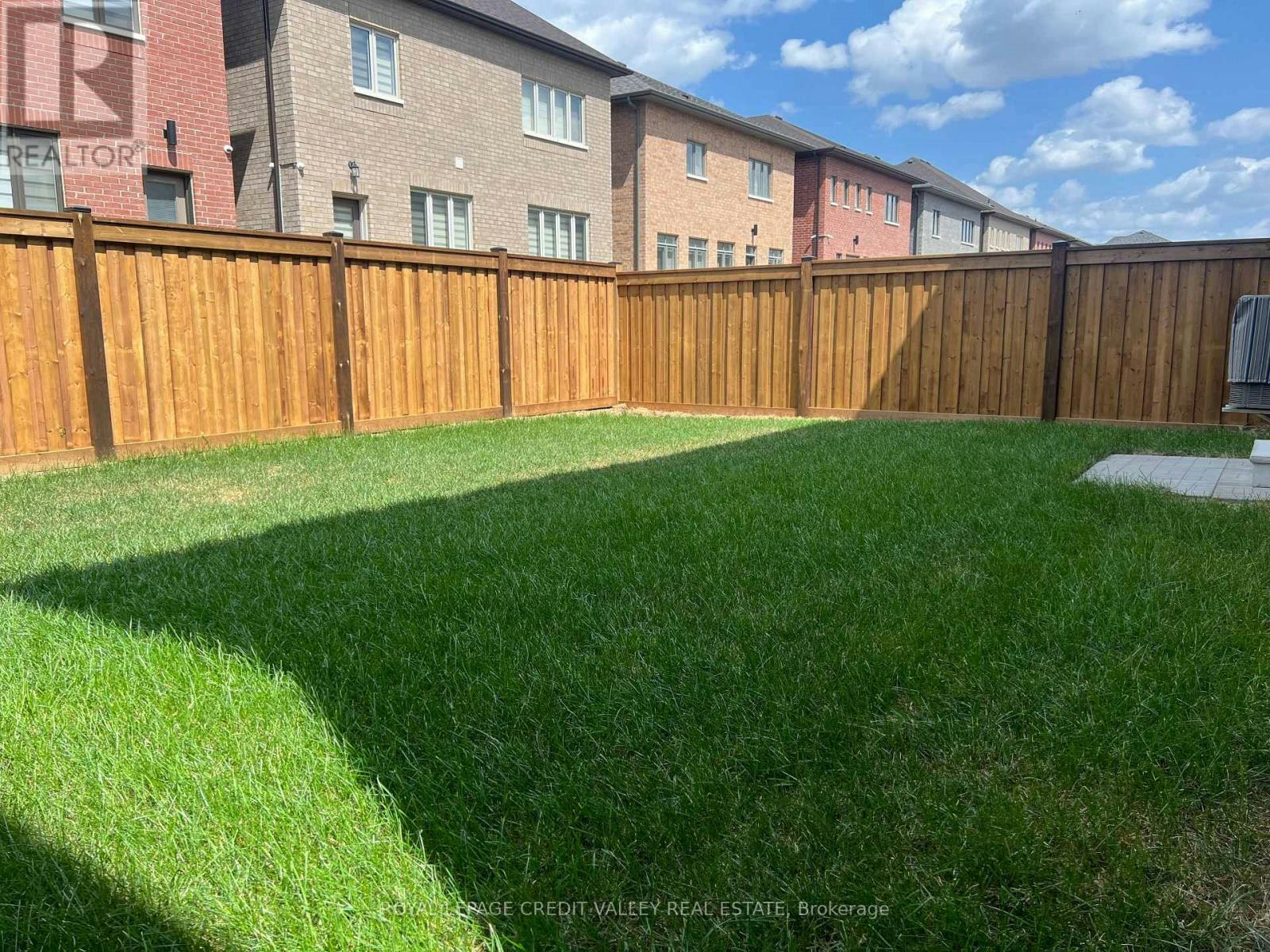 45 Kessler Drive, Brampton, ON, L6R 4E7 - 35