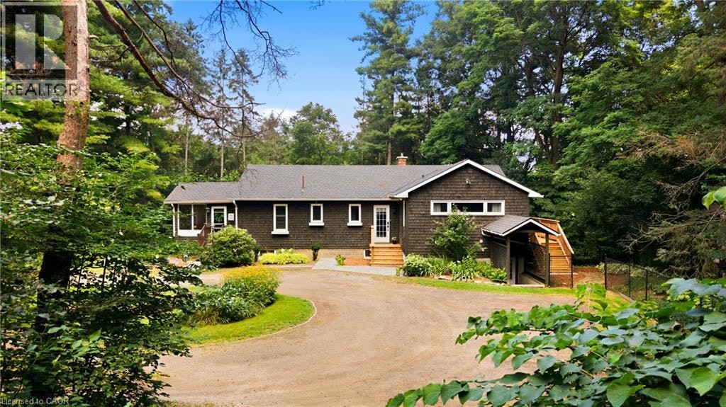 1282 Governors Road, Hamilton, ON, L9H 5E3