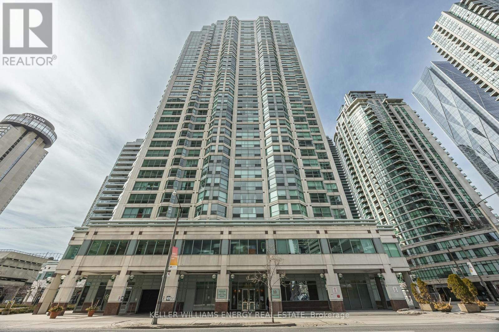 1604-10 Yonge Street, Toronto, ON, M5E 1R4