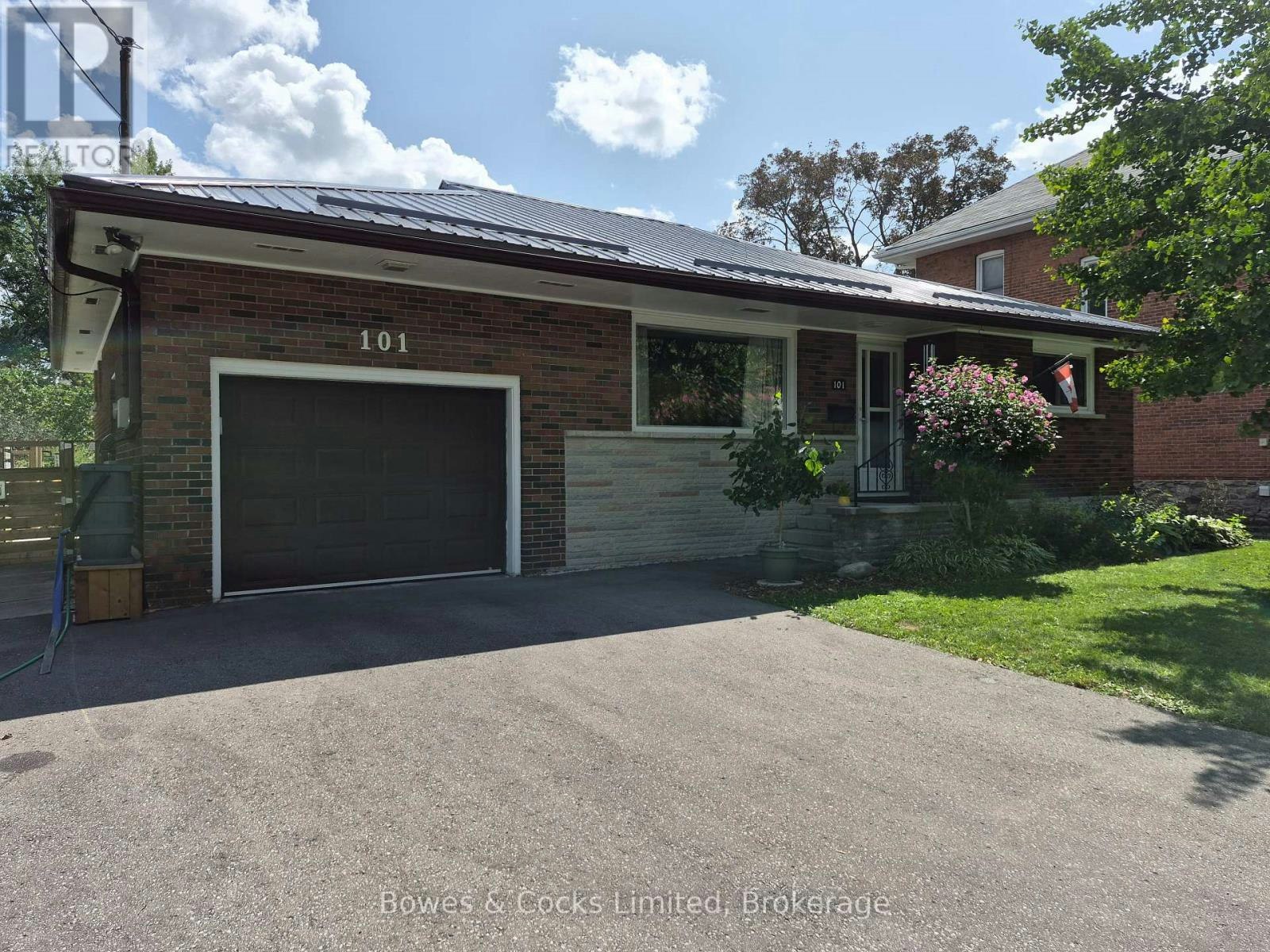 101 Russell Street, Kawartha Lakes, ON, K9V 2X5