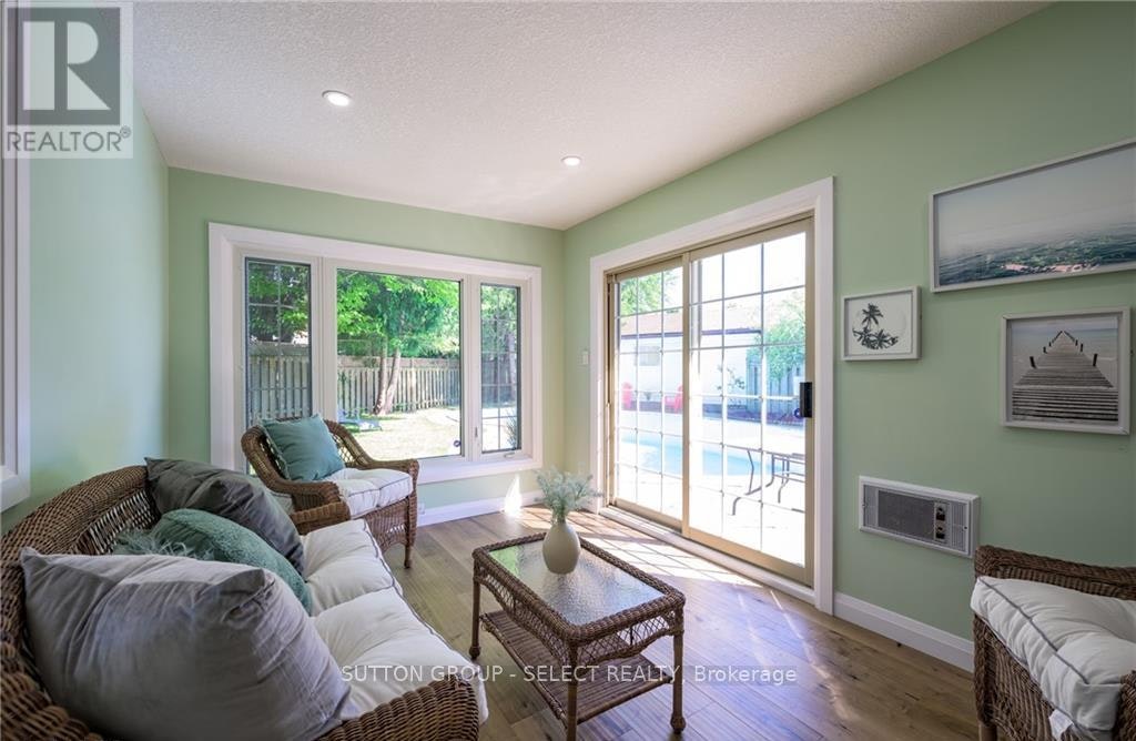 UPPER-6 Kirkton Court, London, ON, N5X 1T2 - 9