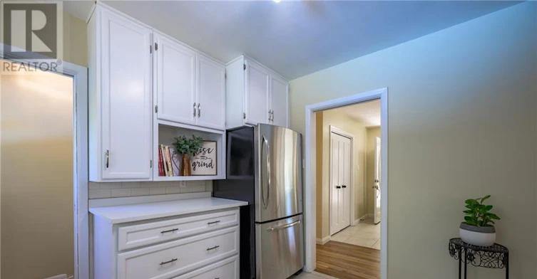 UPPER-6 Kirkton Court, London, ON, N5X 1T2 - 14