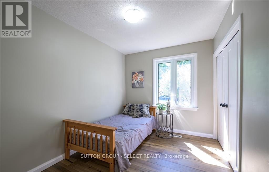UPPER-6 Kirkton Court, London, ON, N5X 1T2 - 16