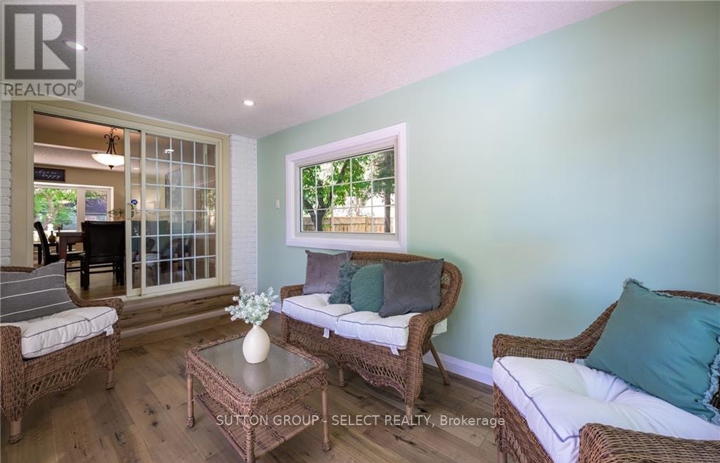 UPPER-6 Kirkton Court, London, ON, N5X 1T2 - 10