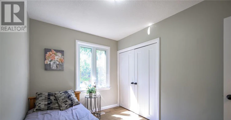 UPPER-6 Kirkton Court, London, ON, N5X 1T2 - 21