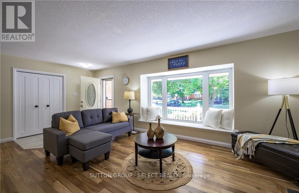 UPPER-6 Kirkton Court, London, ON, N5X 1T2 - 5
