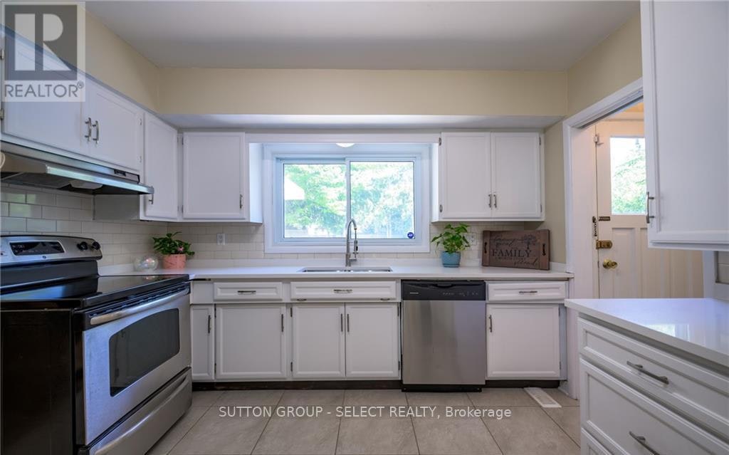 UPPER-6 Kirkton Court, London, ON, N5X 1T2 - 11