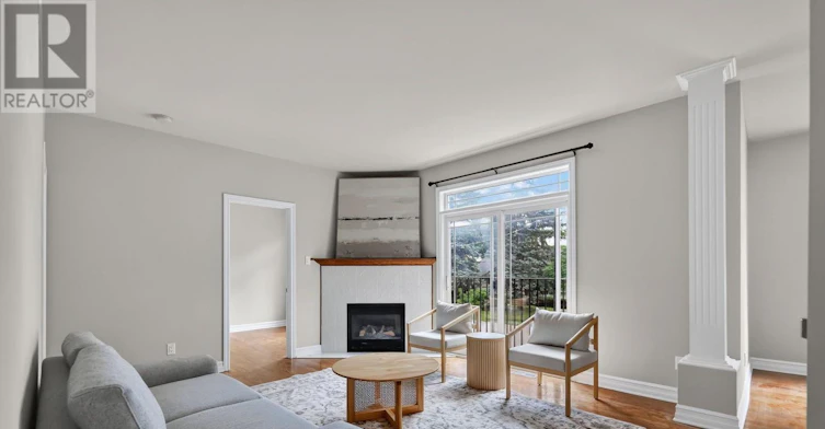 203-711 Churchill Avenue N, Ottawa, ON, K1Z 7J9 - 9