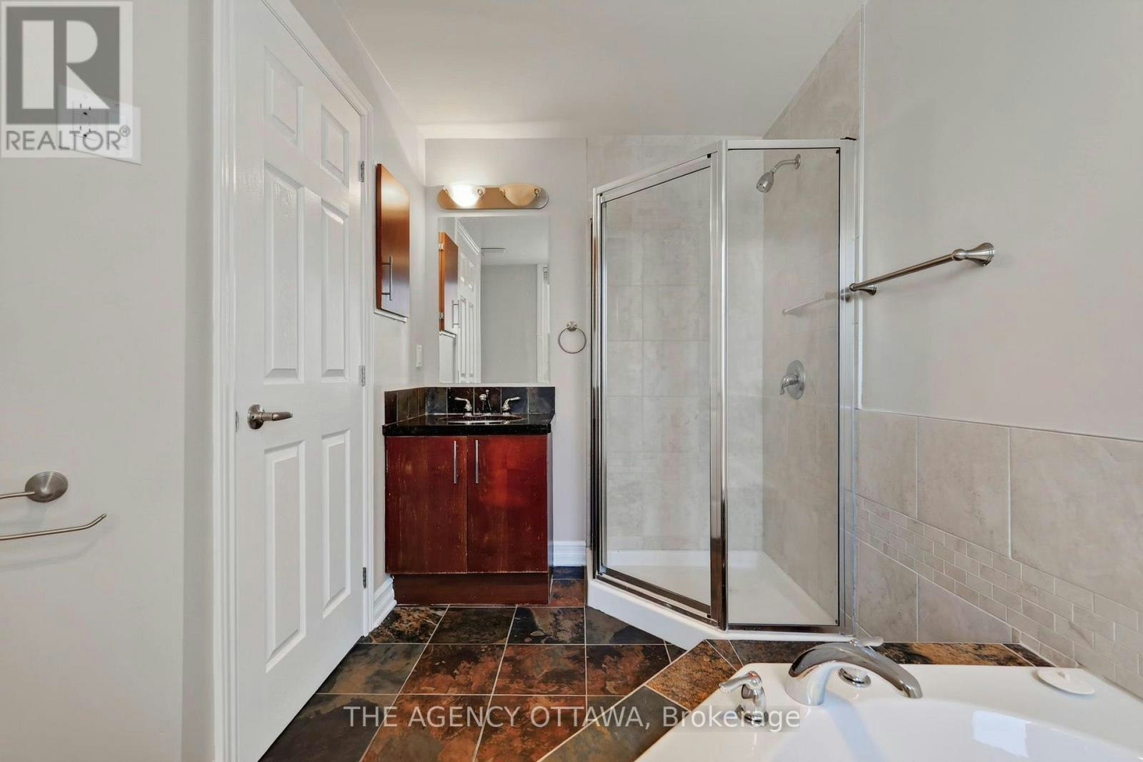203-711 Churchill Avenue N, Ottawa, ON, K1Z 7J9 - 28