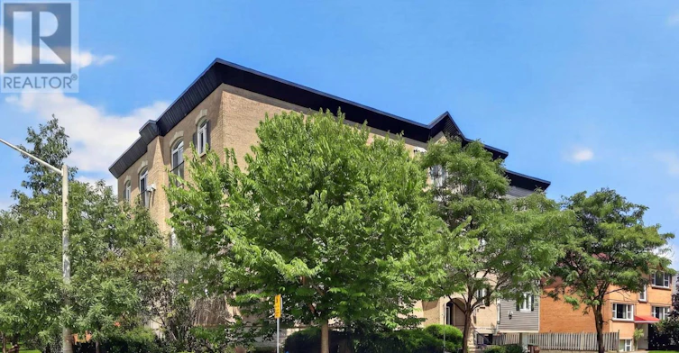 203-711 Churchill Avenue N, Ottawa, ON, K1Z 7J9 - 5