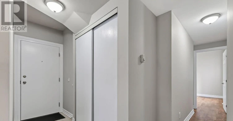 203-711 Churchill Avenue N, Ottawa, ON, K1Z 7J9 - 7