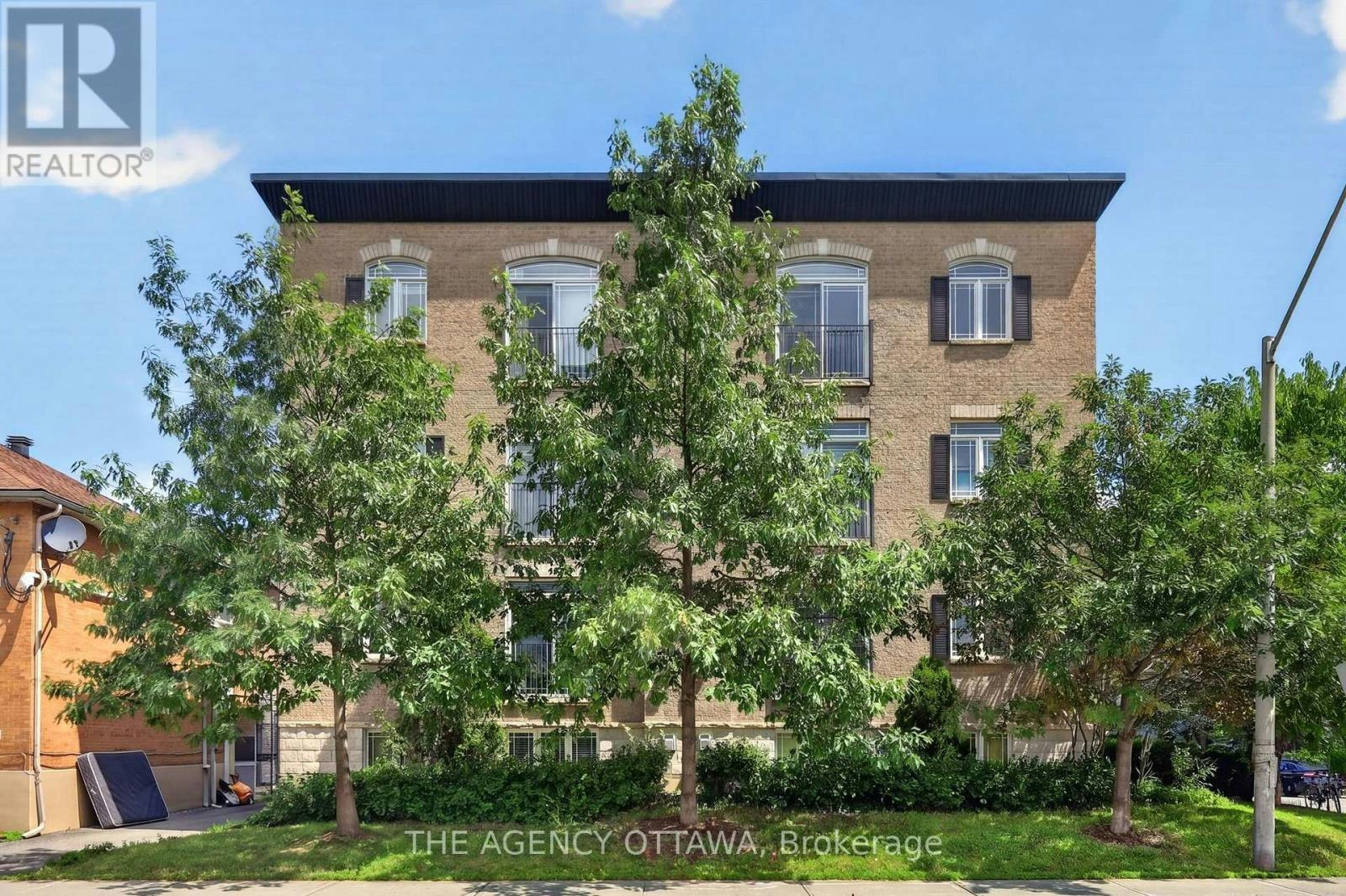 203-711 Churchill Avenue N, Ottawa, ON, K1Z 7J9 - 3