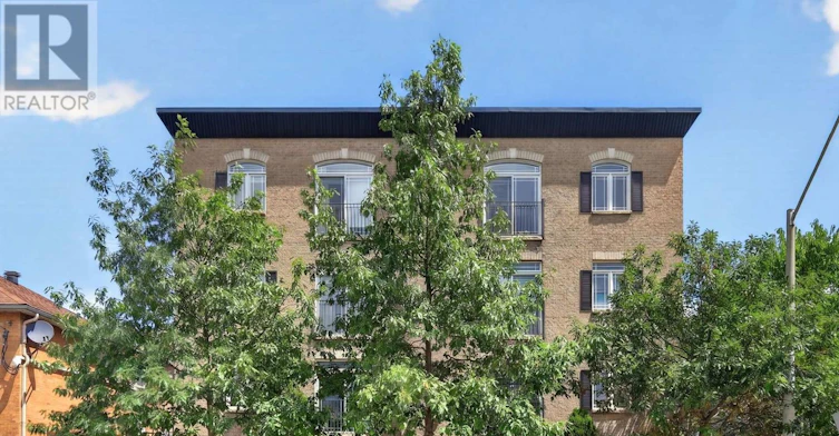 203-711 Churchill Avenue N, Ottawa, ON, K1Z 7J9 - 3