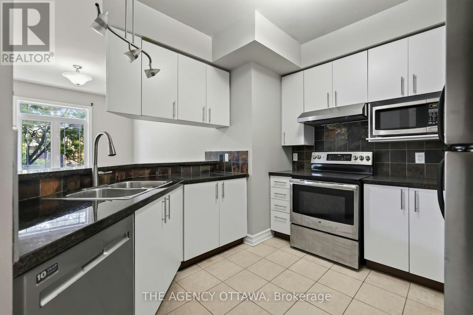 203-711 Churchill Avenue N, Ottawa, ON, K1Z 7J9 - 15