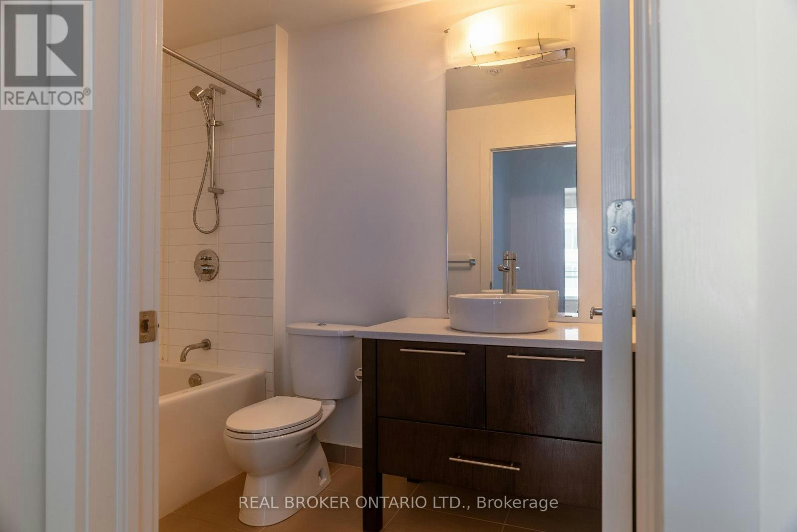 417-101 Richmond Road, Ottawa, ON, K1Z 0A6 - 17