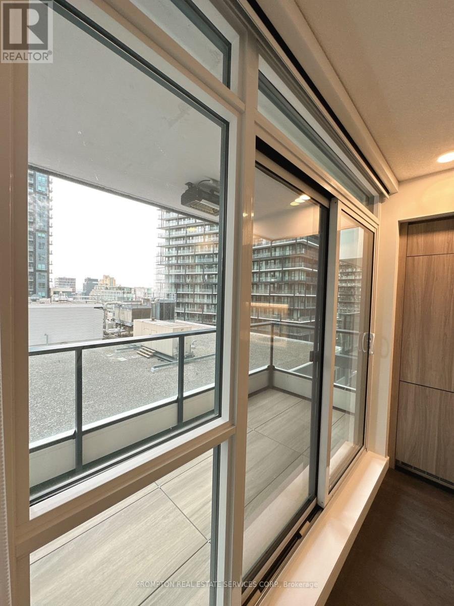 1707-38 Widmer Street, Toronto, ON, M5V 0P7 - 10