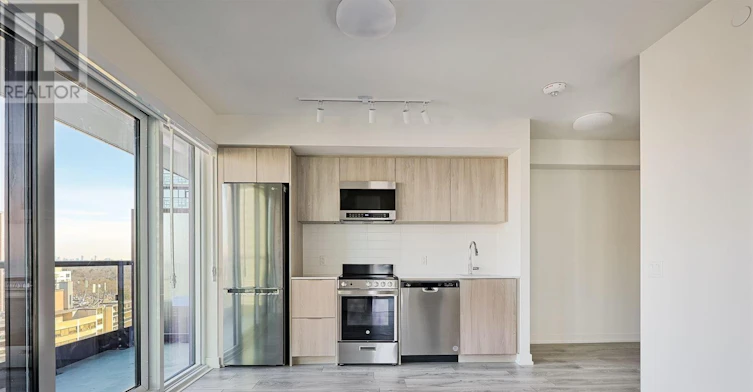 1508-223 Redpath Avenue, Toronto, ON, M4P 0E8 - 4
