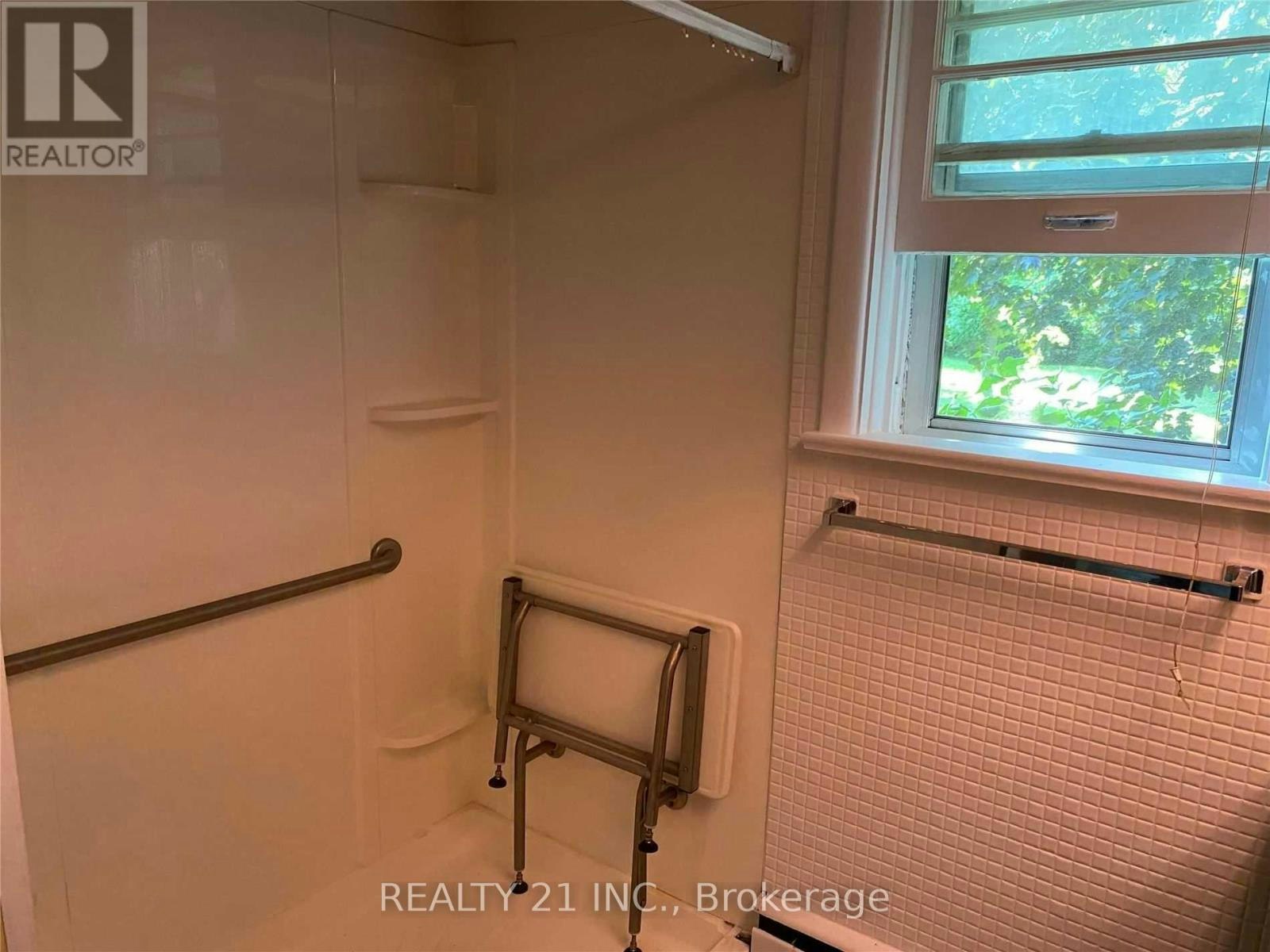 56 Galloway Road, Toronto, ON, M1E 1W5 - 10