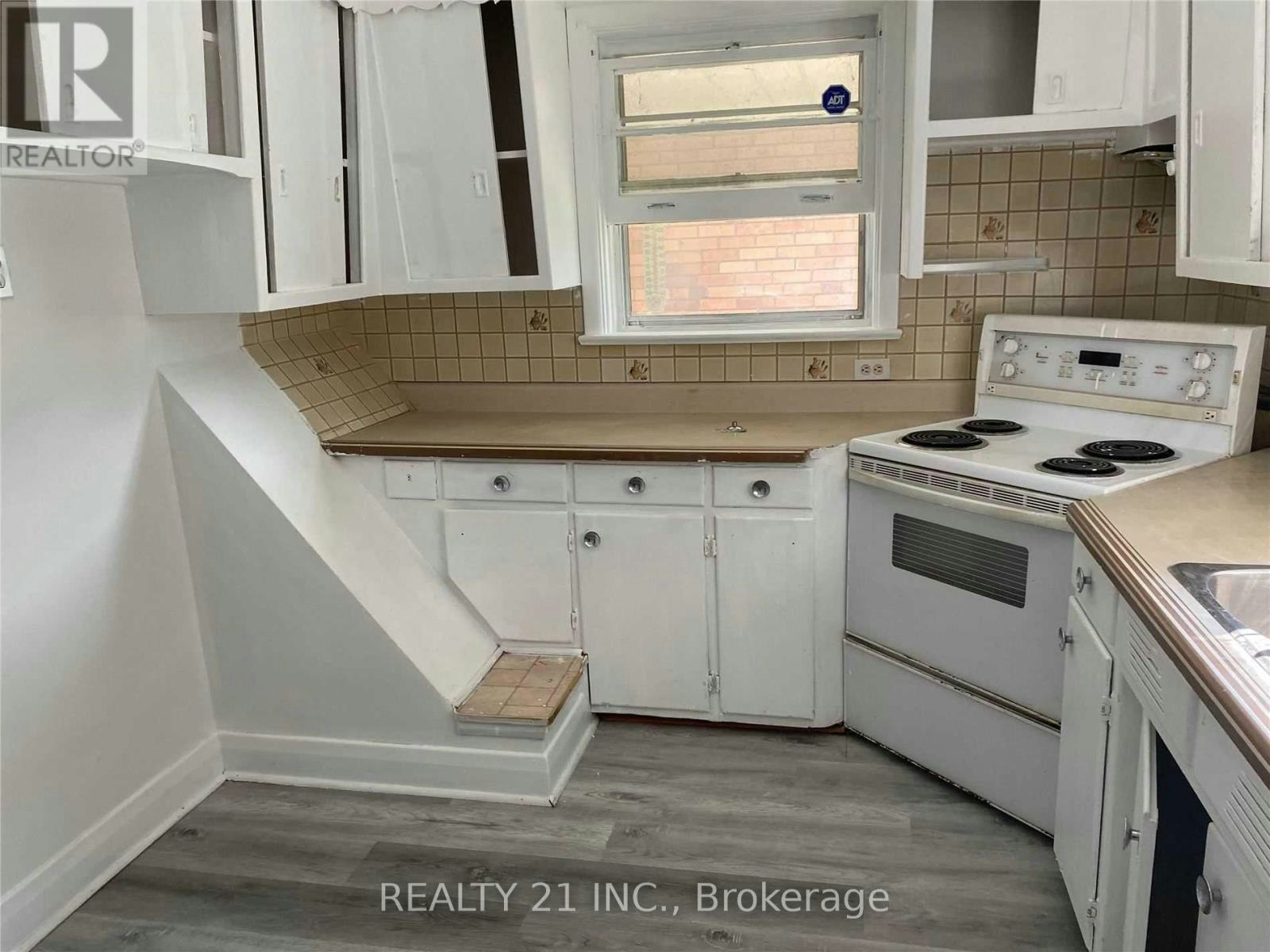 56 Galloway Road, Toronto, ON, M1E 1W5 - 13