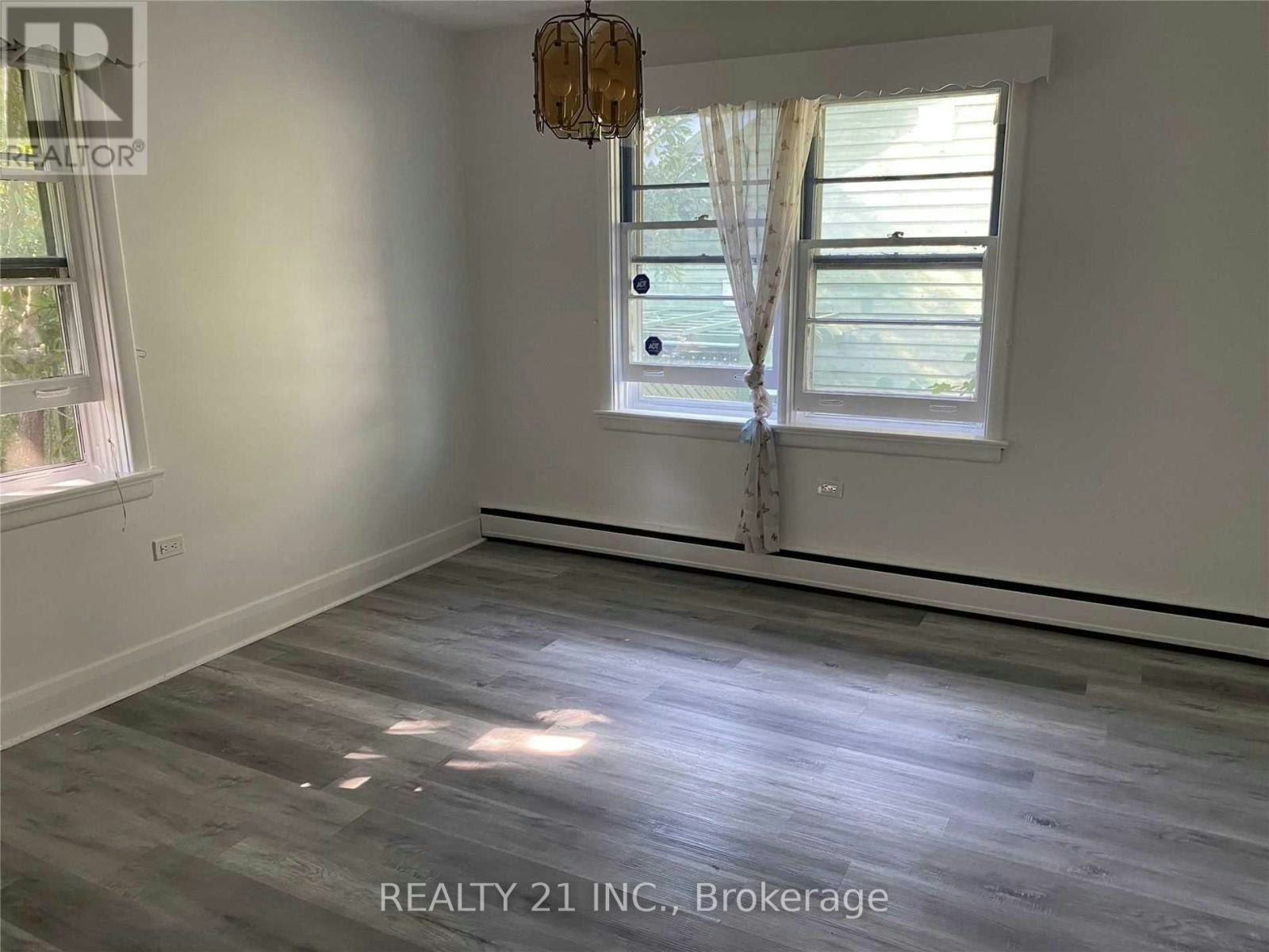 56 Galloway Road, Toronto, ON, M1E 1W5 - 8