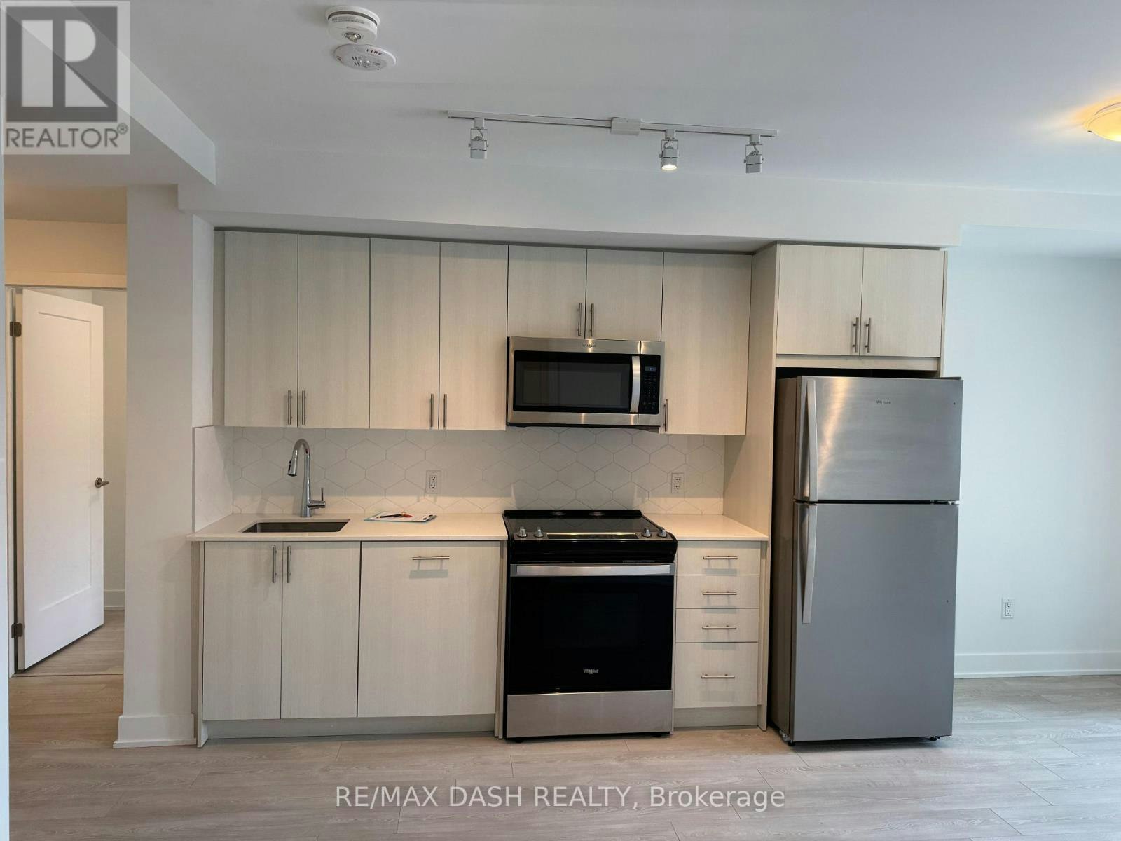 824-2545 Simcoe Street N, Oshawa, ON, L1L 0W3 - 8