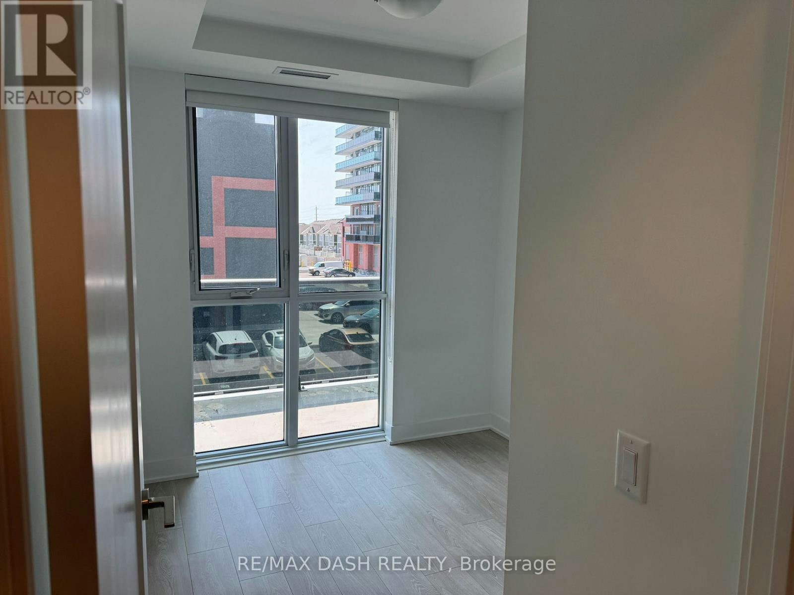 824-2545 Simcoe Street N, Oshawa, ON, L1L 0W3 - 5