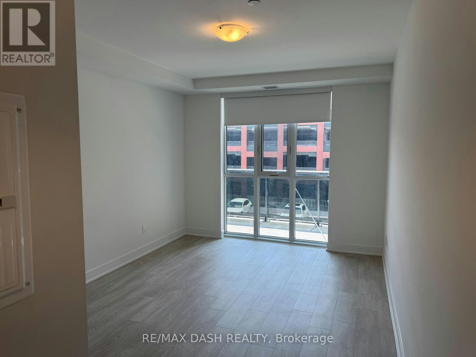 824-2545 Simcoe Street N, Oshawa, ON, L1L 0W3 - 2