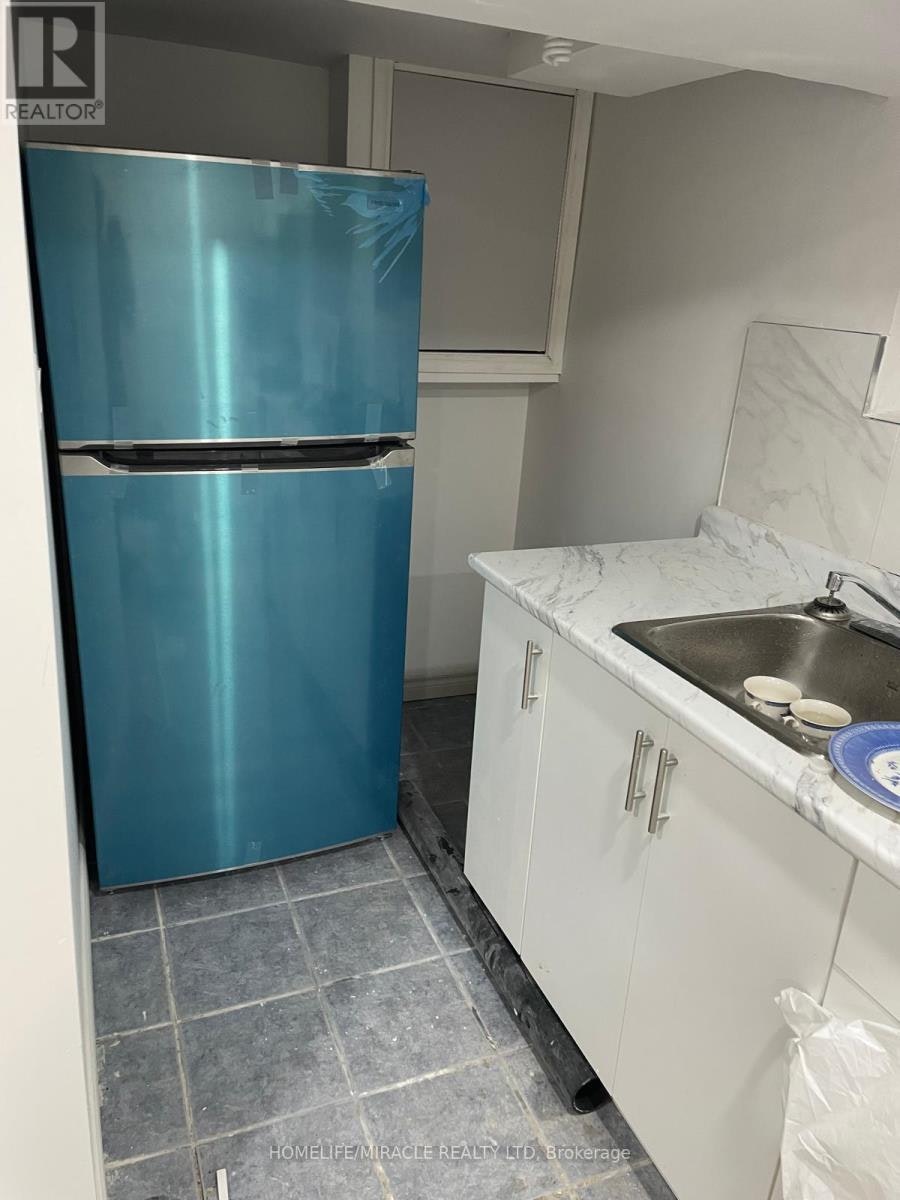 26 Anola Place, Toronto, ON, M1K 4W7 - 6