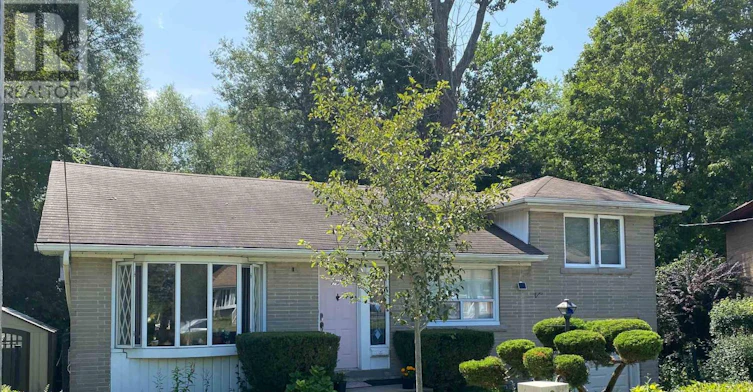 26 Anola Place, Toronto, ON, M1K 4W7