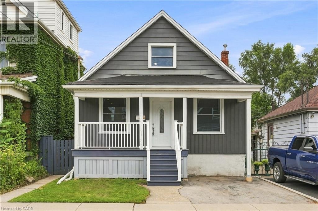 241 Rosslyn Avenue N, Hamilton, ON, L8L 7P9