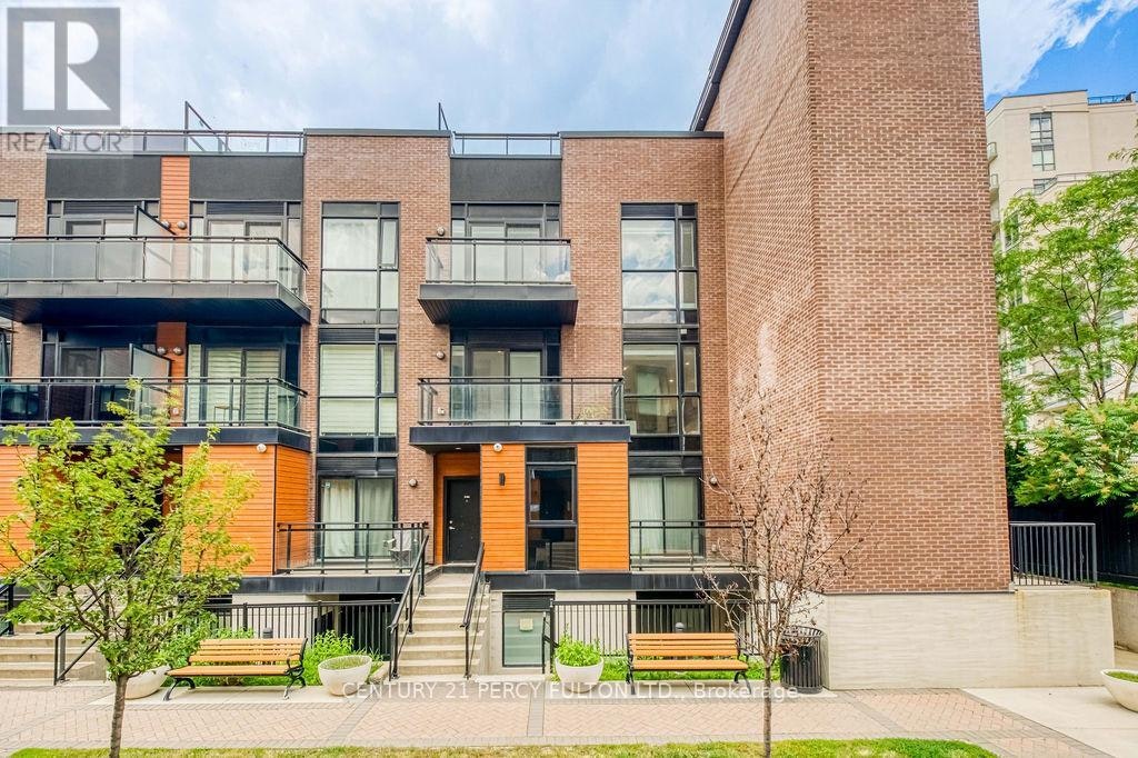 D-803-5289 7 Highway, Vaughan, ON, L4L 0J1
