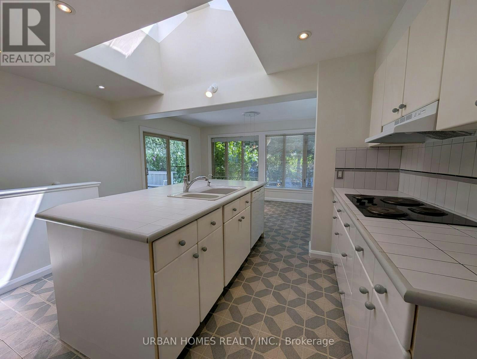 380 Mill Street, Richmond Hill, ON, L4C 4B9 - 5