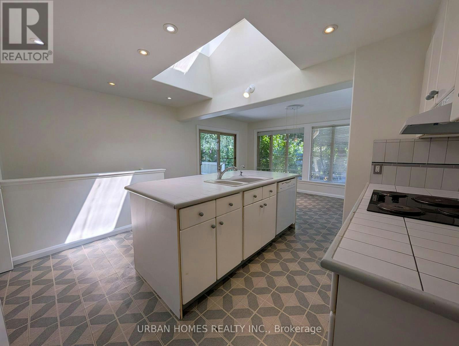380 Mill Street, Richmond Hill, ON, L4C 4B9 - 6