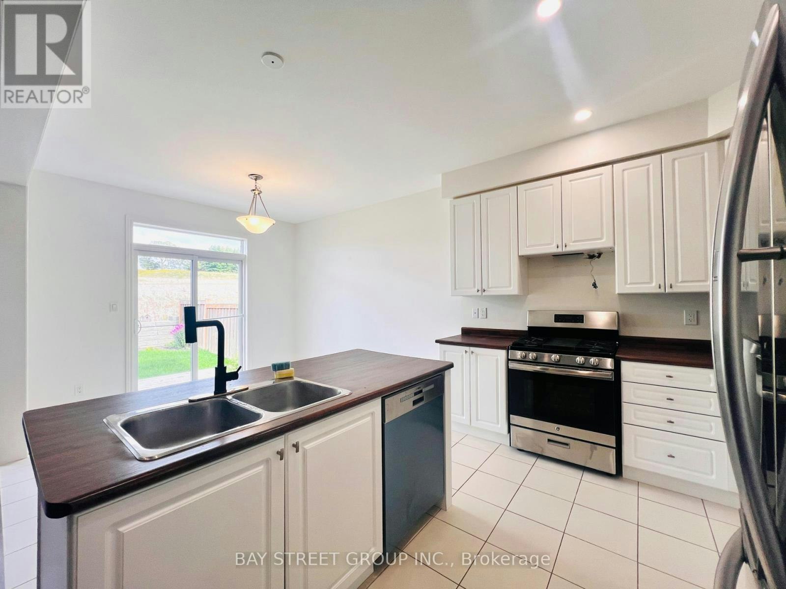 81 Sutcliffe Way, New Tecumseth, ON, L9R 0N9 - 17