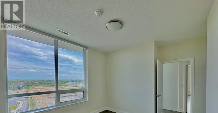 RG22-25 Water Walk Drive, Markham, ON, L6G 0G3 - 8