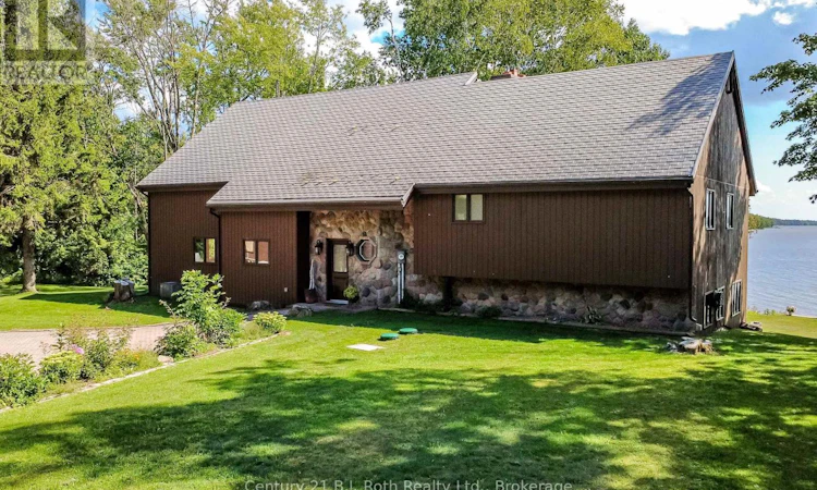 89 Mccrackin Avenue