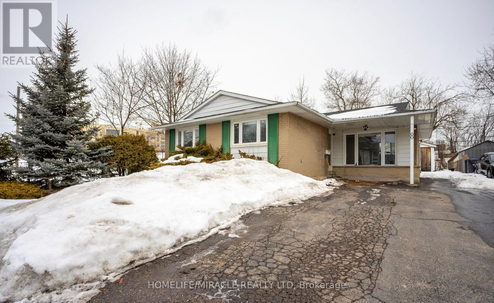 60 Centre Street, Brampton, ON, L6W 2X8 - 2