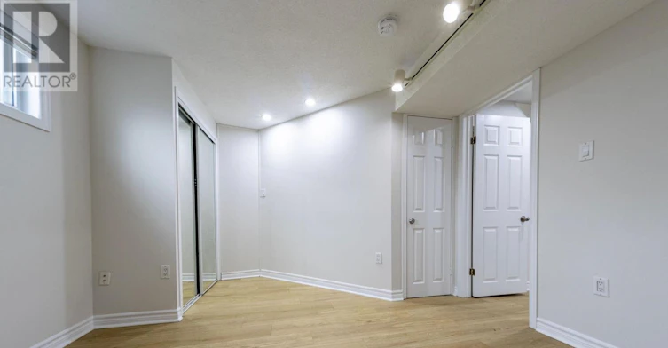 60 Centre Street, Brampton, ON, L6W 2X8 - 26