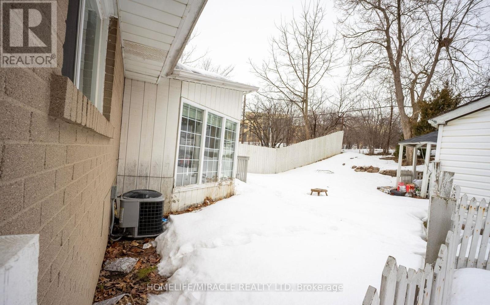 60 Centre Street, Brampton, ON, L6W 2X8 - 35