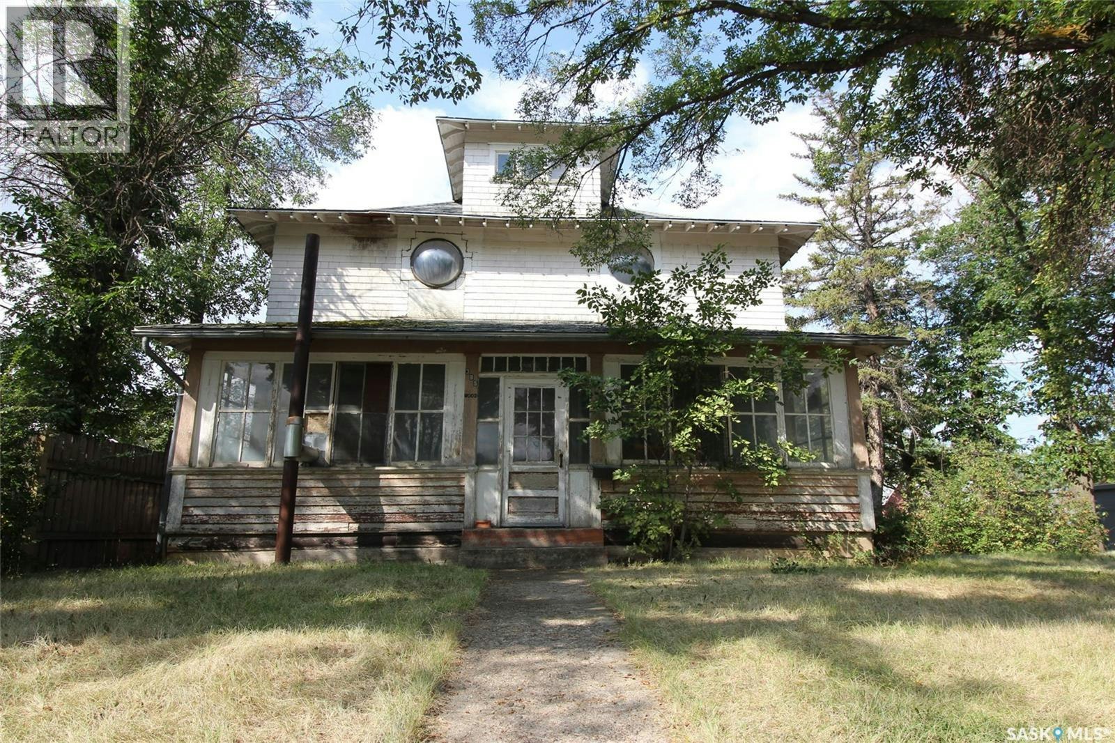 395 2nd Street W, Shaunavon, SK, S0N 2M0